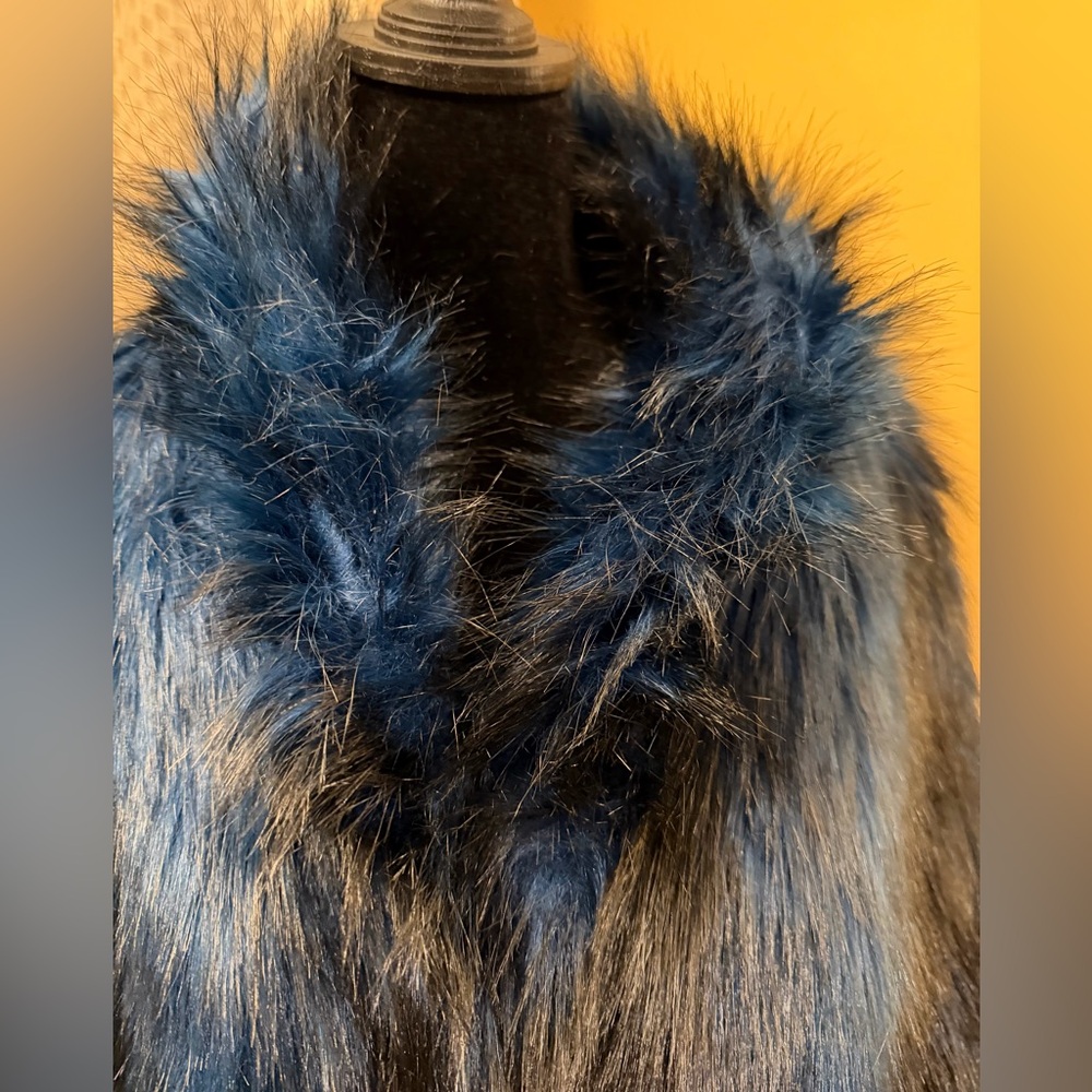 Cynthia Rowley Faux Fur Jacket - Midnight Blue - Picture 2 of 10